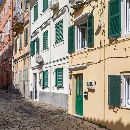 公寓 Creme By Life Homes